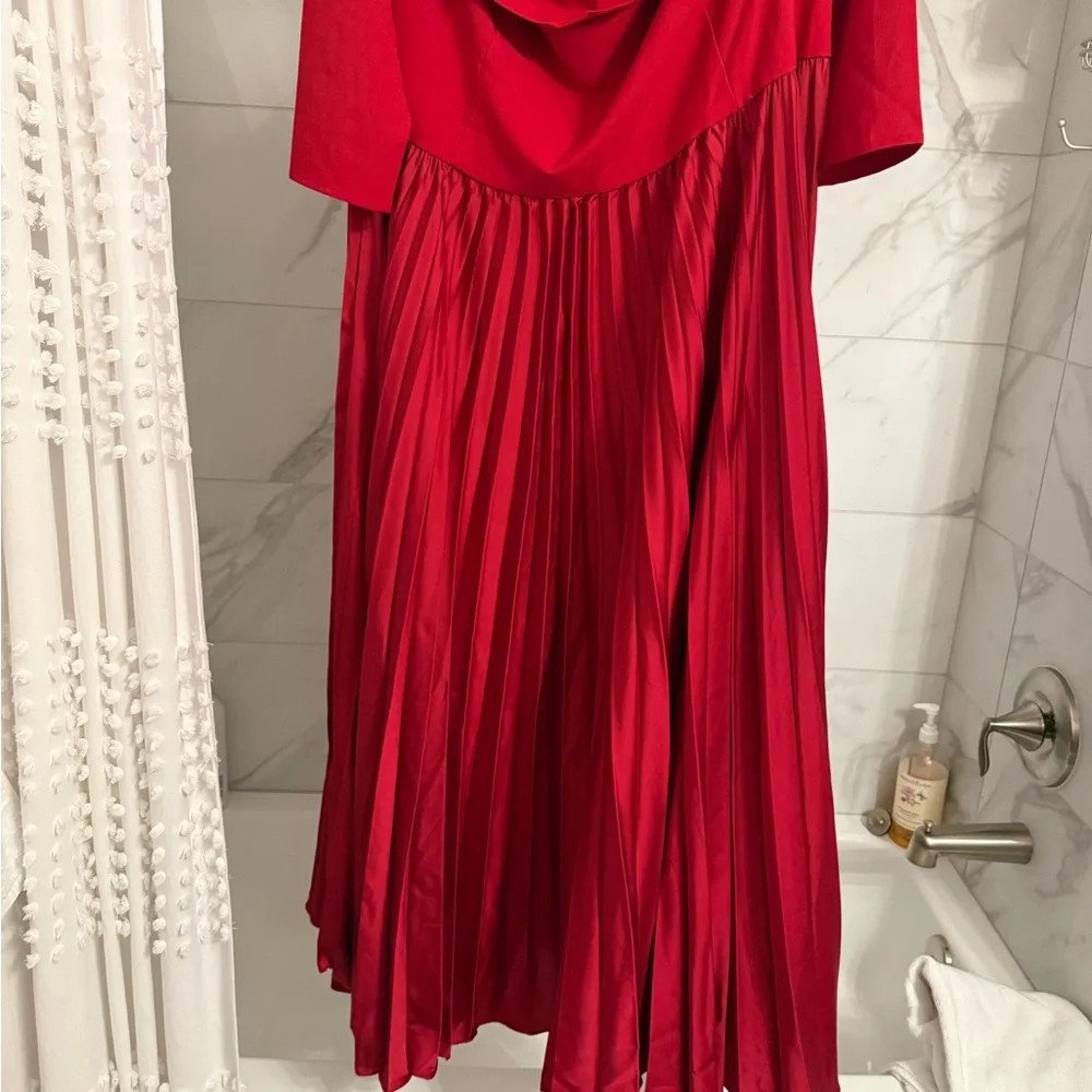 NWT Hutch Wedding Guest Dress Women's Long Sleeve Off-Shoulder Dress in Red - Picture 5 of 13